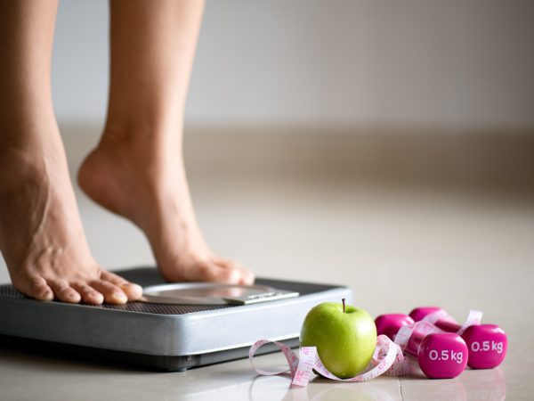 Reducción de estómago con cirugía - pesas