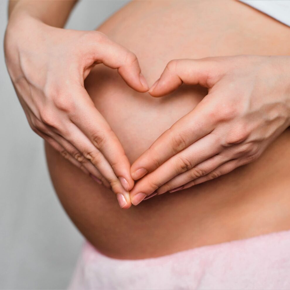 surrogacy in the us - heart pregnant
