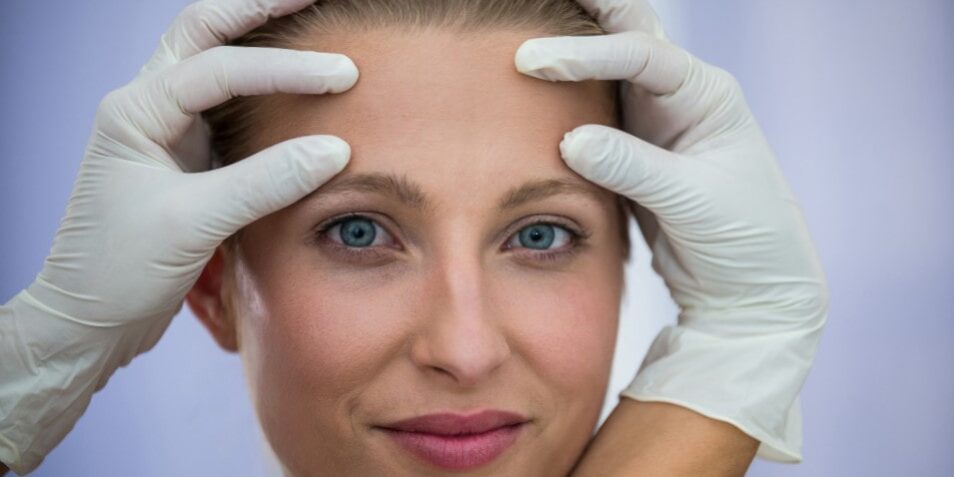 Ritidoplastia en Colombia - Guantes