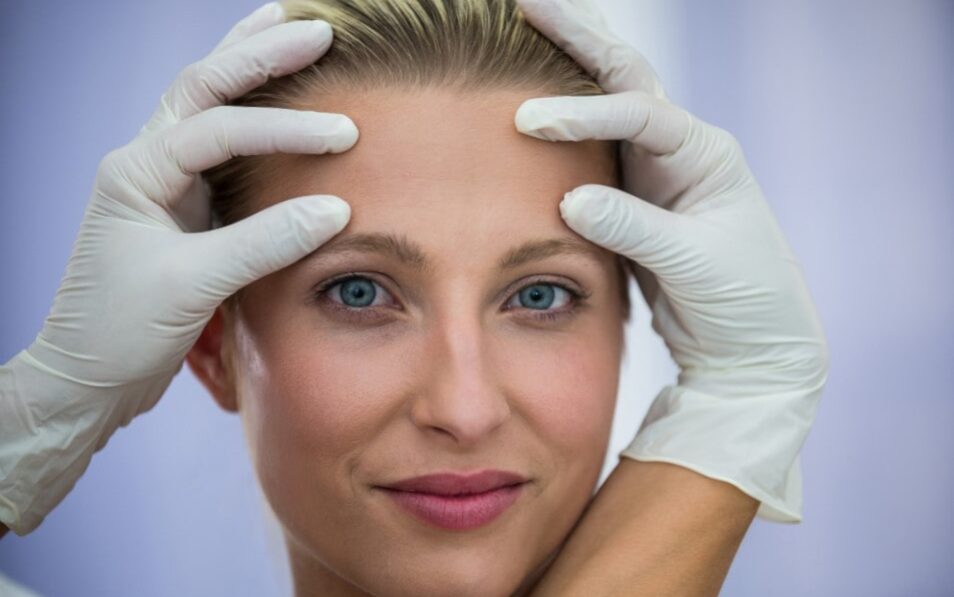 Ritidoplastia en Colombia - Guantes