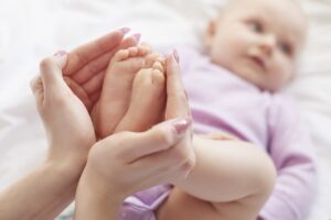 selección de sexo del bebé en Albania - niña