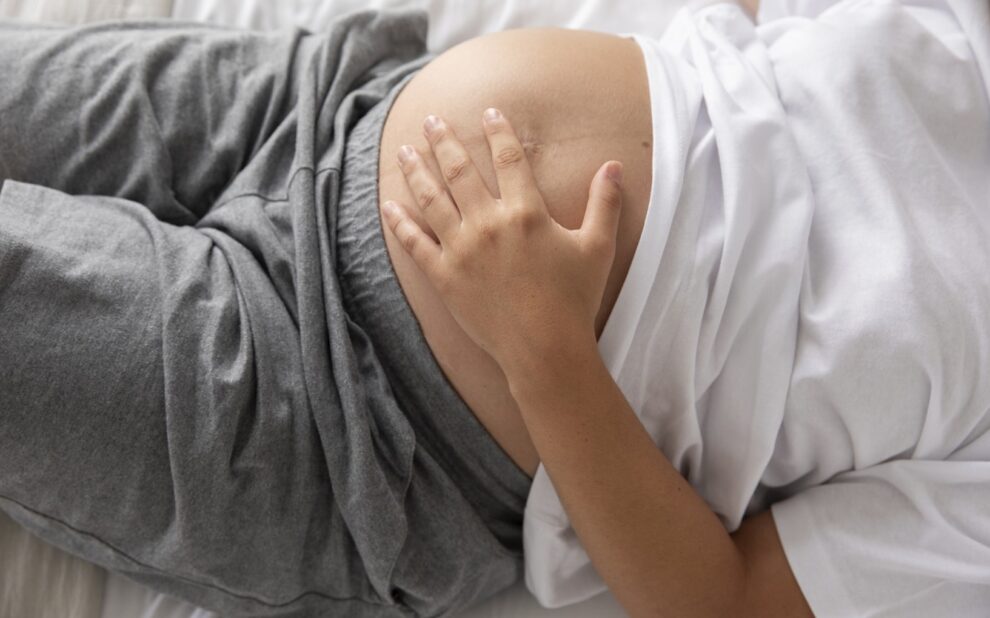 Surrogacy in Colombia – hand Surrogacy in Colombia - hand