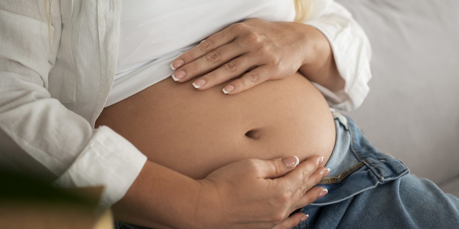 Surrogacy in the USA - belly