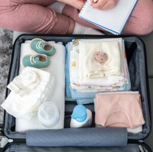 Travel preparation for surrogacy in the US with organized planning for intended parents